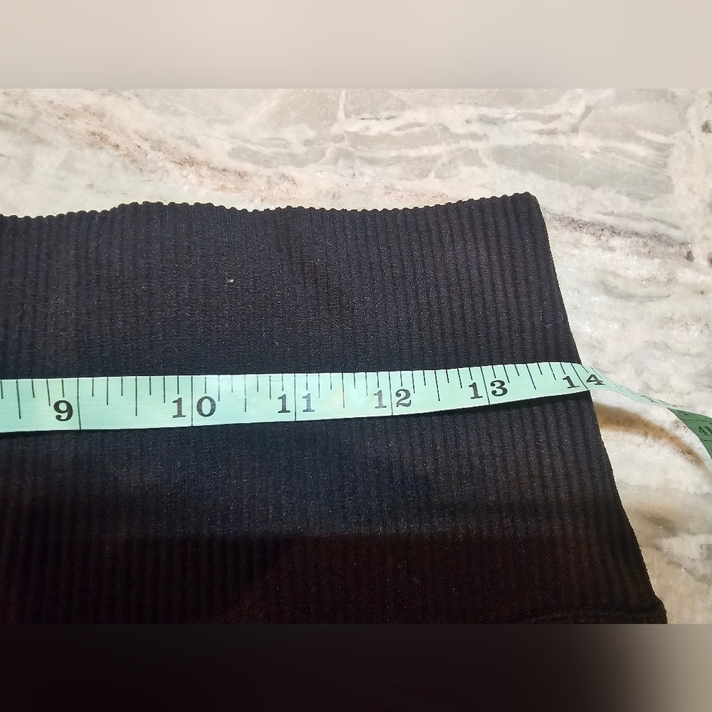 High-Waisted Black Ribbed Shapewear Shorts  Seamless Tummy Control Compression M - Picture 4 of 6